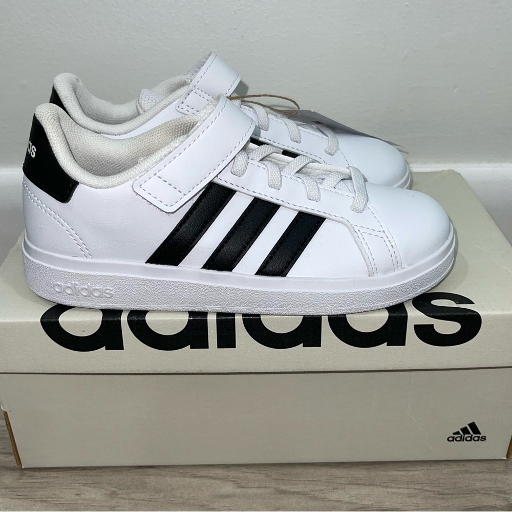 Adidas Kids White and Black Sneakers Boys Grand Court 2.0 El Sneakers